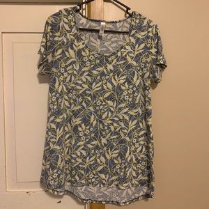 LulaRoe Classic T